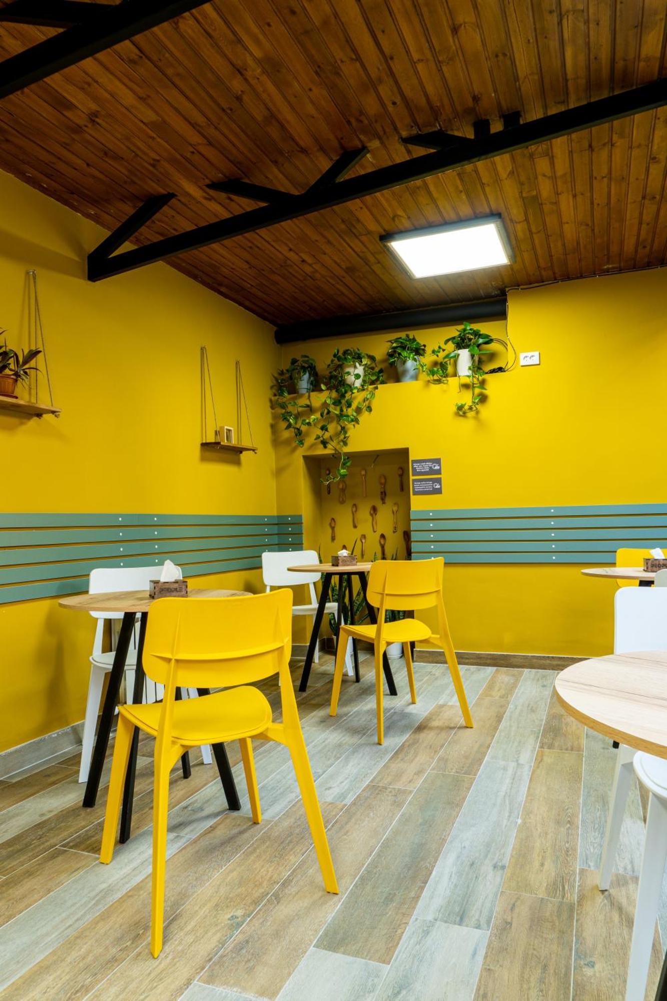 People Hostel & Coworking Bishkek Exterior photo